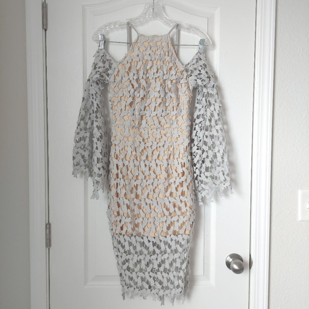 Missguided‎ Lace Off Shoulder Bell Sleeve Dress Size 4